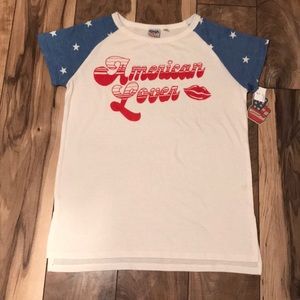 NWT JUNK FOOD American Lover Tee shirt